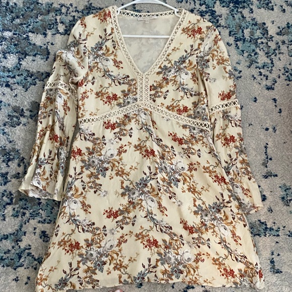 Spring Floral Dress - Picture 1 of 4
